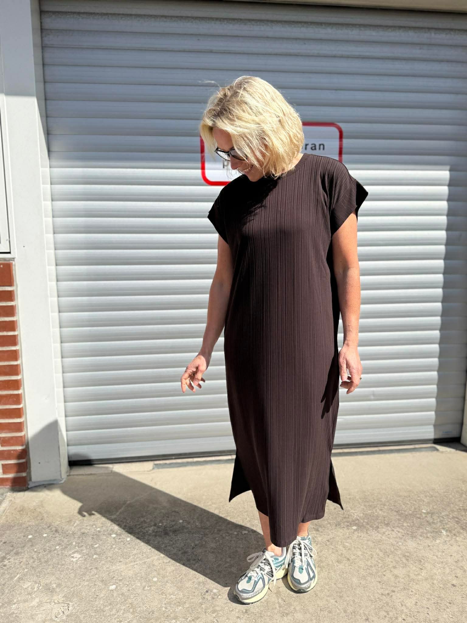 AWPHOENIXY Long Dress - Chocolate Torte